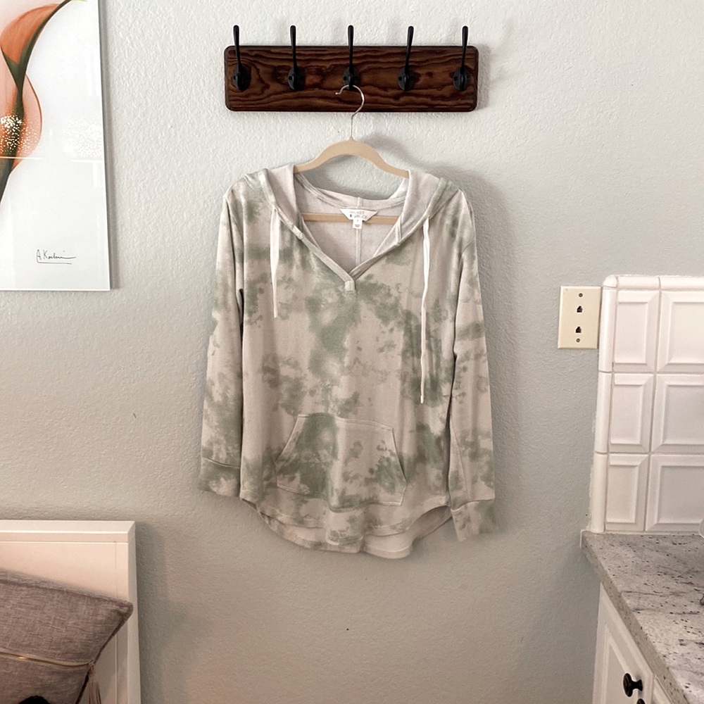 Market & spruce sweatshirt